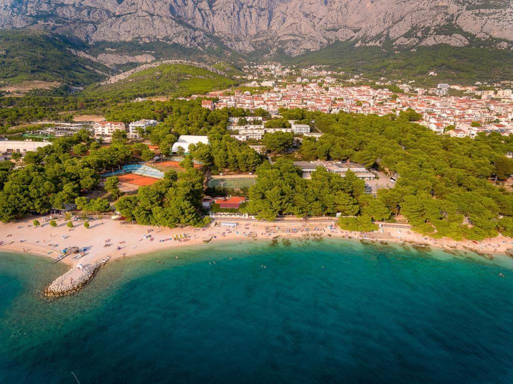 Apartments And Mobile Homes Makarska Ngoại thất bức ảnh